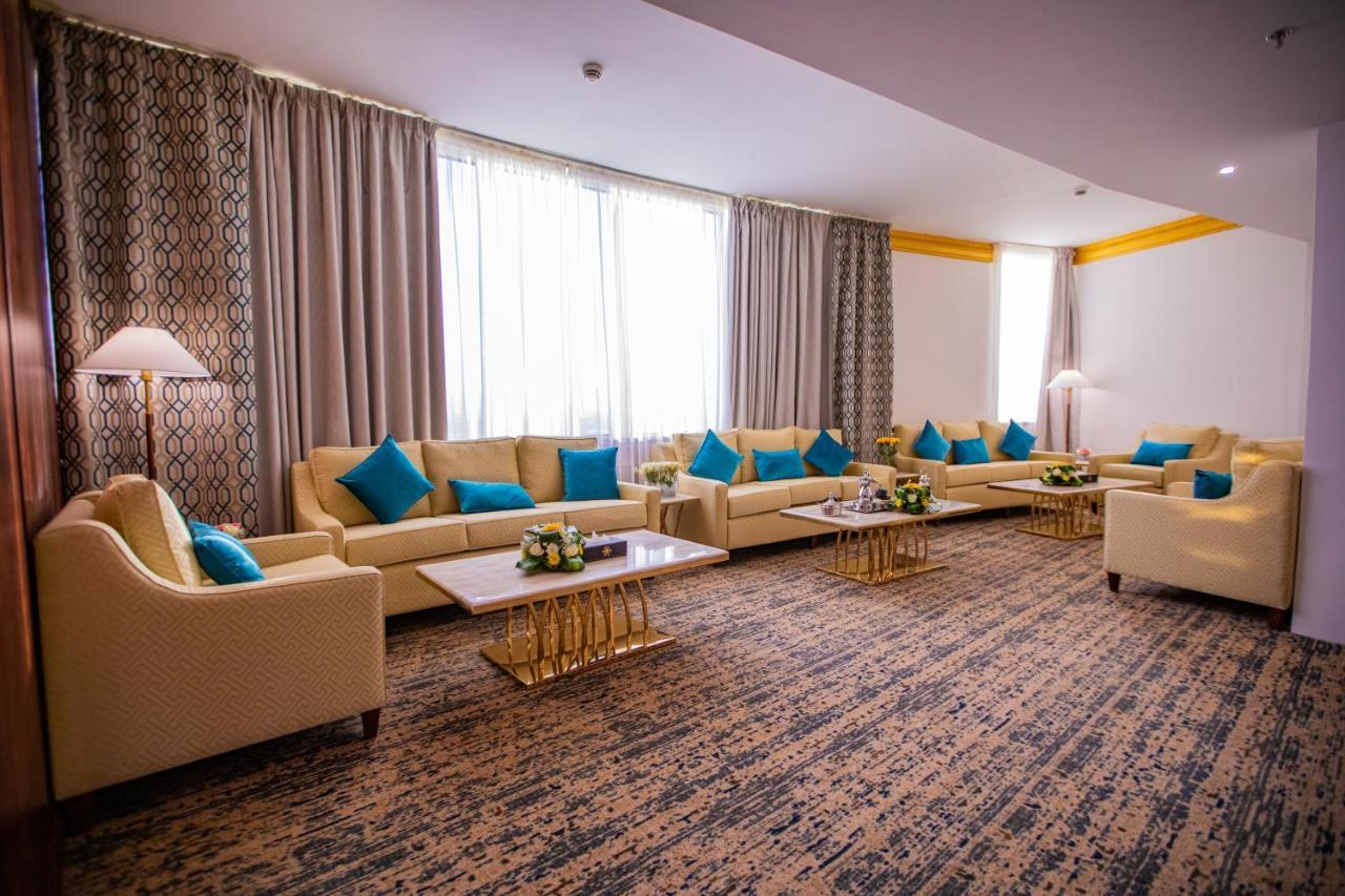 Le Park Concord Hotel Najran Esterno foto