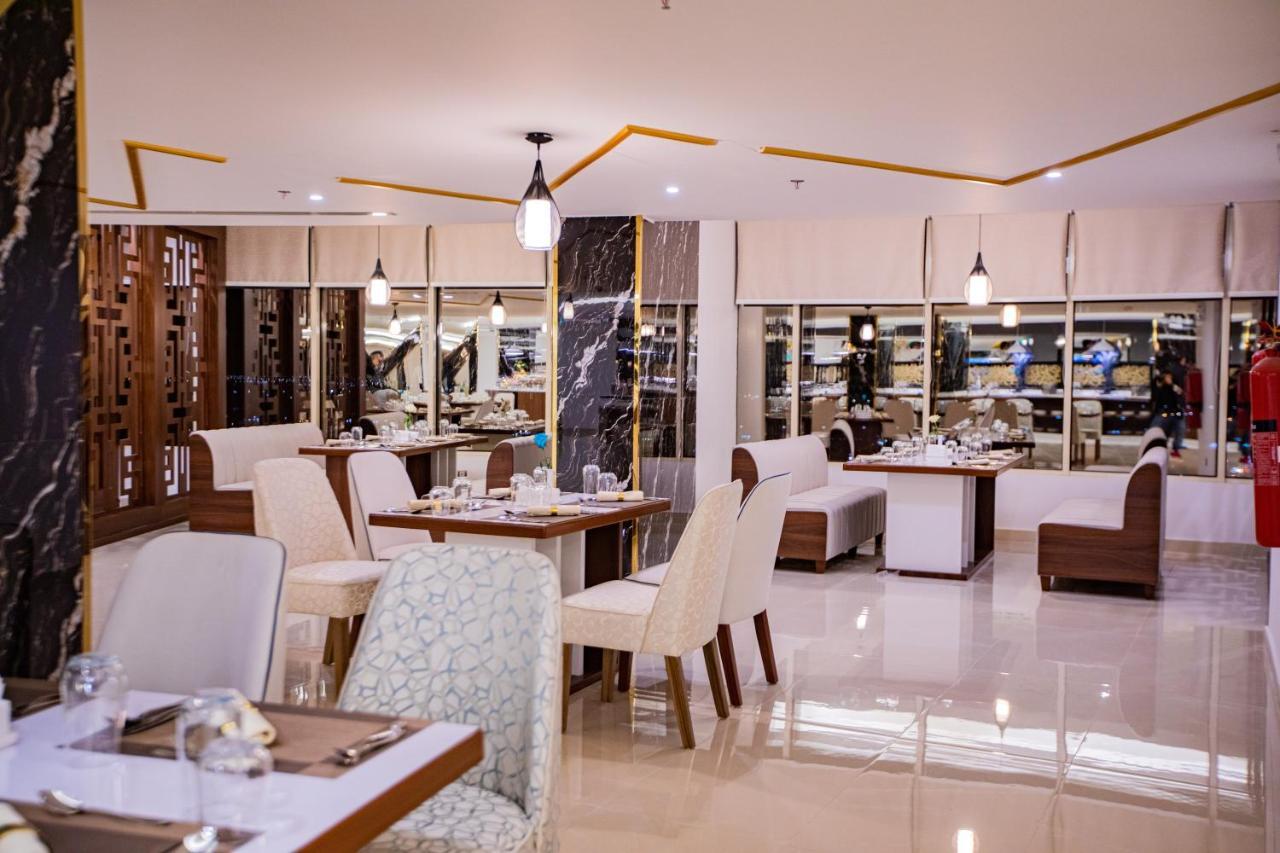 Le Park Concord Hotel Najran Esterno foto